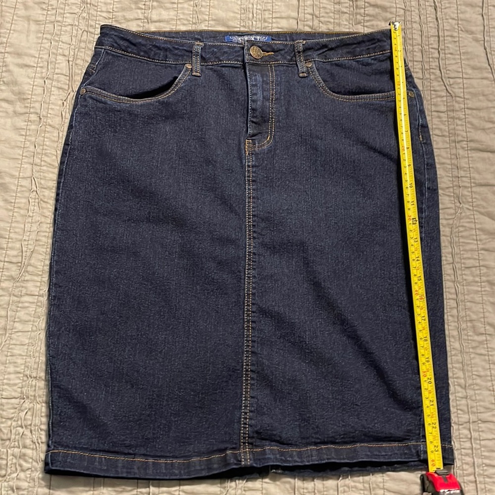 Lexie jeans dark denim skirt size 14 EXCELLENT CONDITION